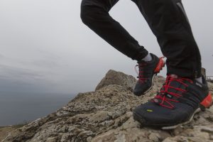 кроссовки для похода в горы