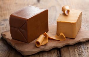 Брюнуст - коричневый Норвежский сыр, ради которого стоит посетить маленькие города в Норвегии